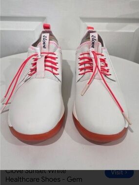 Clove White  Sneakers with 
Fuscha  Accents